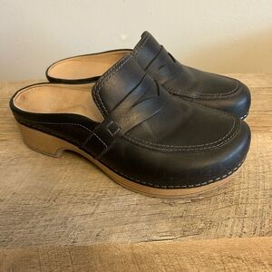 Dansko Bel Black Oiled Penny Loafer Slip-On Mule Women’s 37 EU US 7